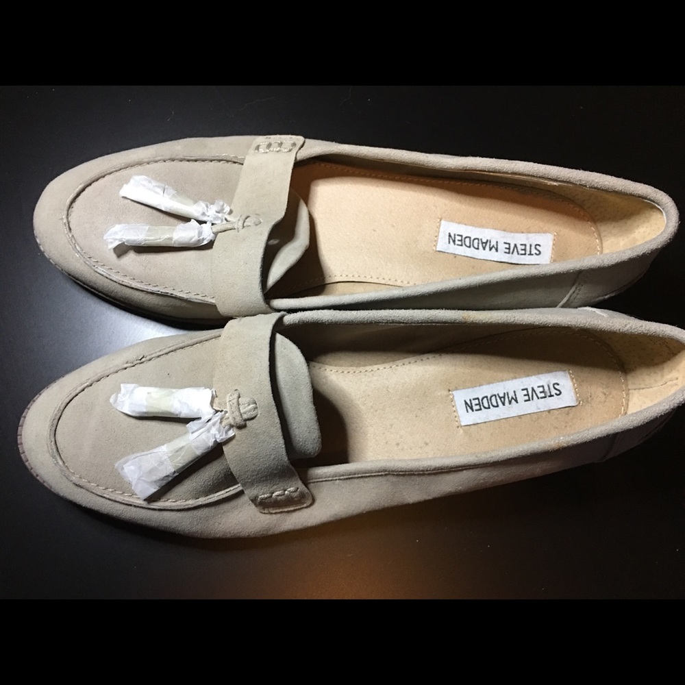 Steve Madden Beige Faux Suede Loafers